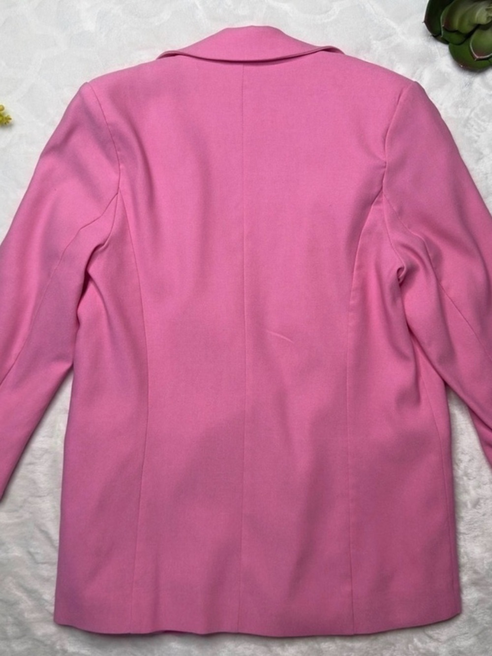 Lolita Caroline Open Front 3/4 Sleeve Oversized Blazer in Bubblegum Barbie Pink - Picture 3 of 5